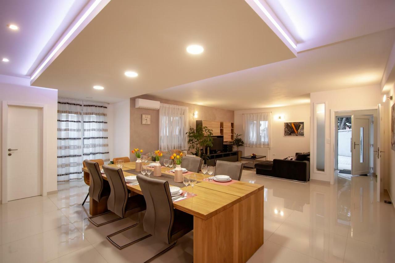 Apartman Nebo Pula Dış mekan fotoğraf