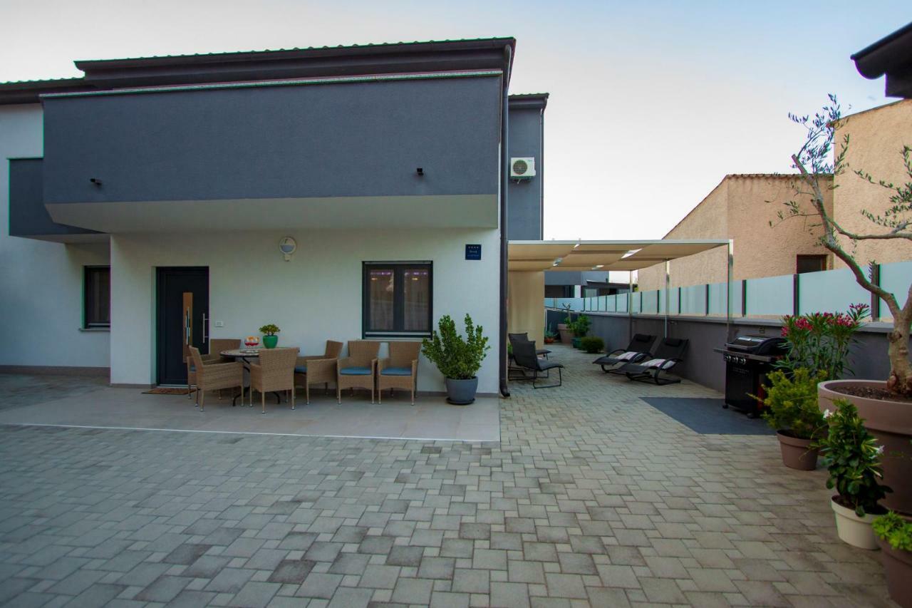 Apartman Nebo Pula Dış mekan fotoğraf
